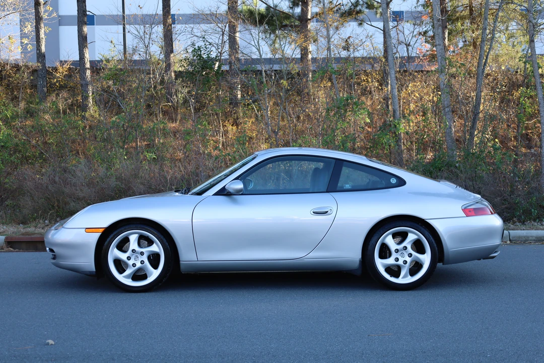 1999 Porsche 996 Carrera - Image 13 of 31