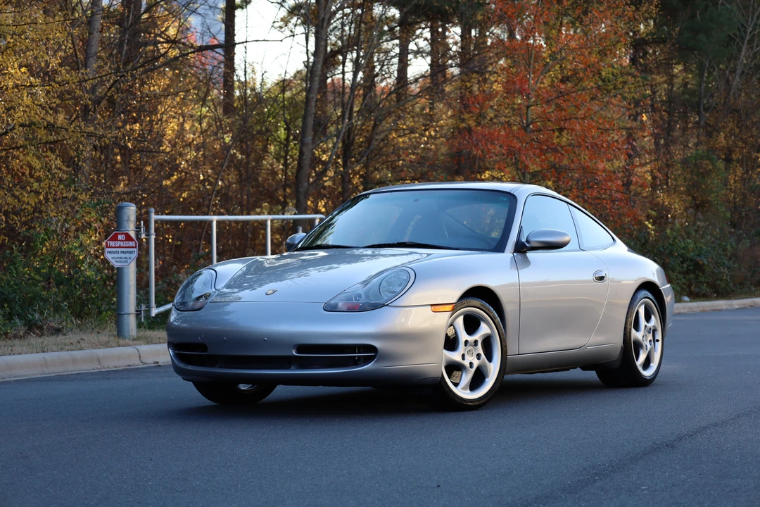 1999 Porsche 996 Carrera - Image 9 of 31