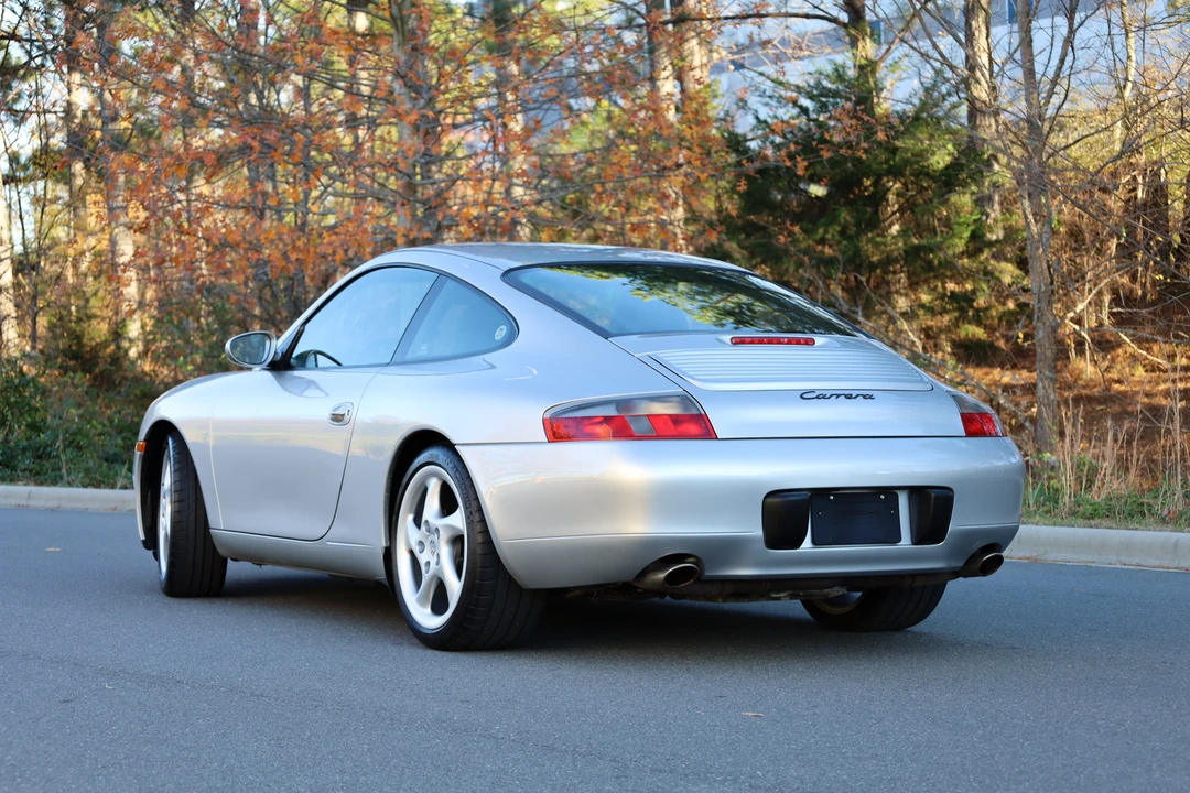 1999 Porsche 996 Carrera - Image 17 of 31