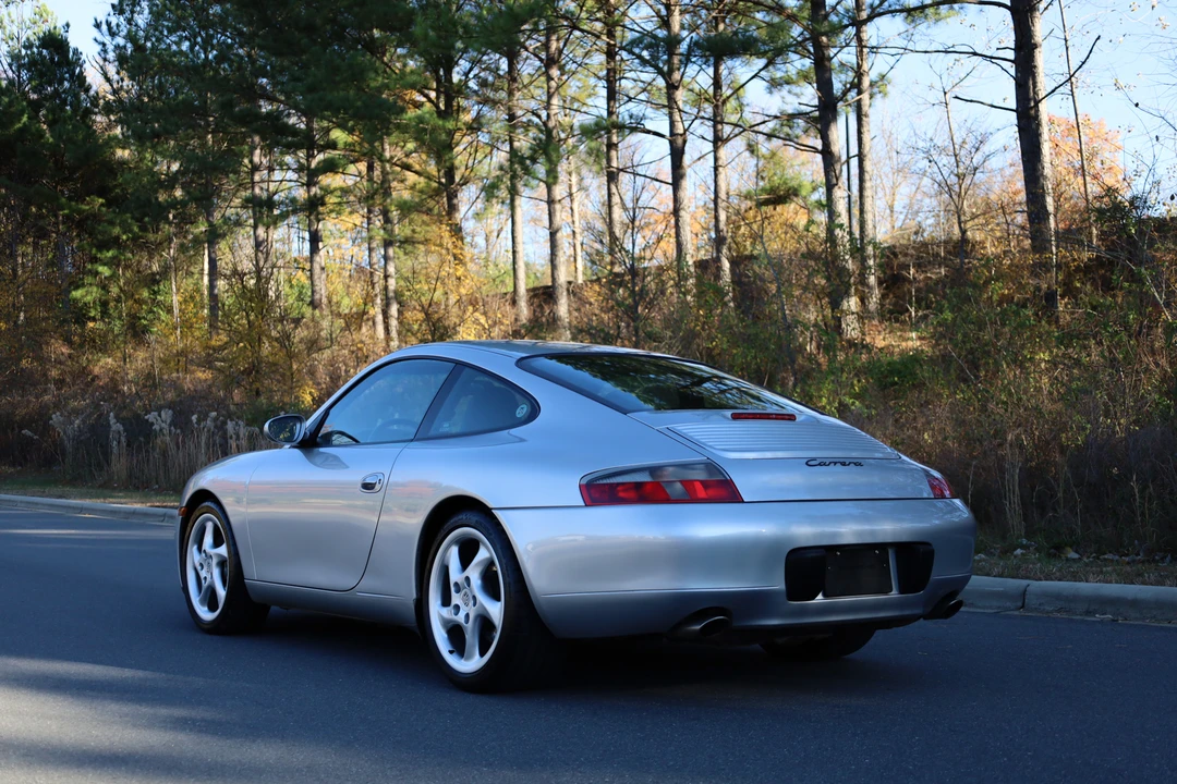 1999 Porsche 996 Carrera - Image 14 of 31