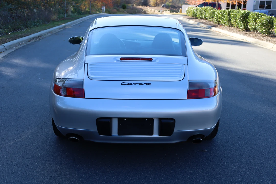 1999 Porsche 996 Carrera - Image 22 of 31