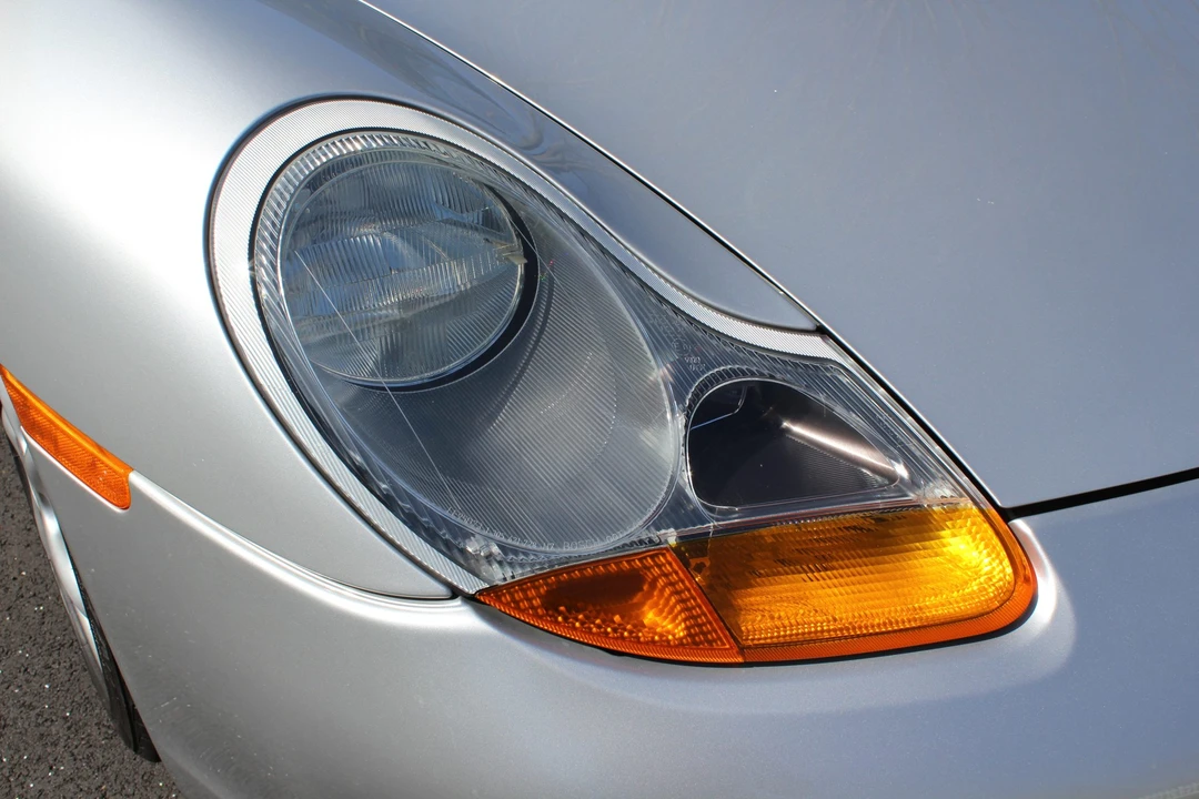 1999 Porsche 986 Boxster - Image 27 of 31
