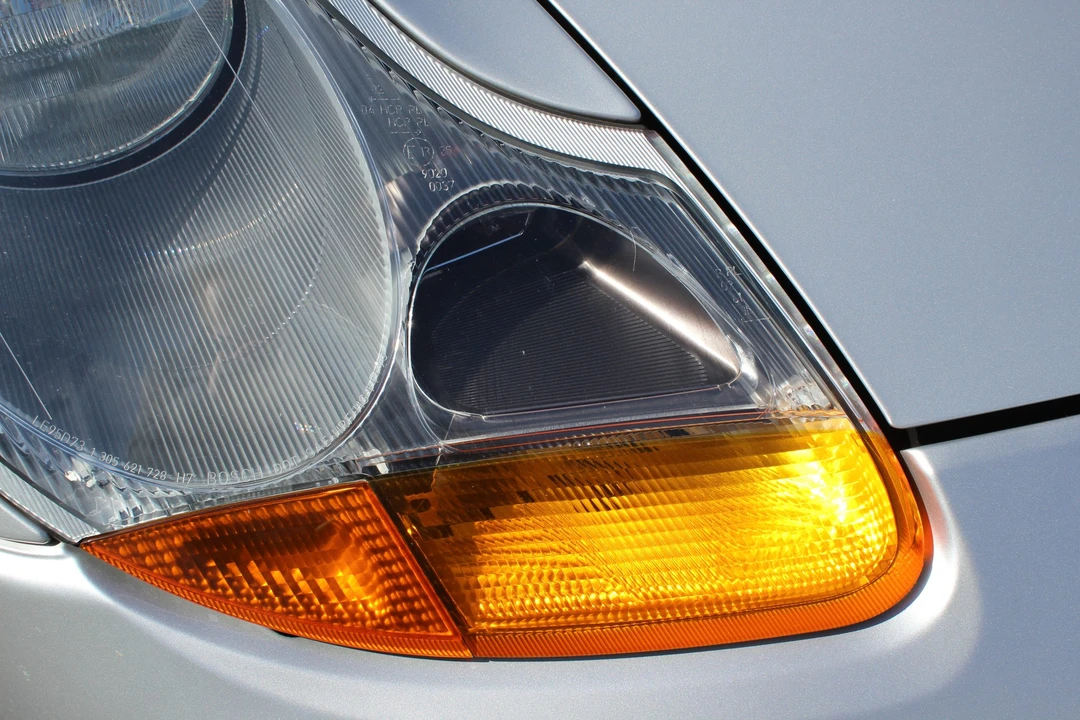 1999 Porsche 986 Boxster - Image 29 of 31