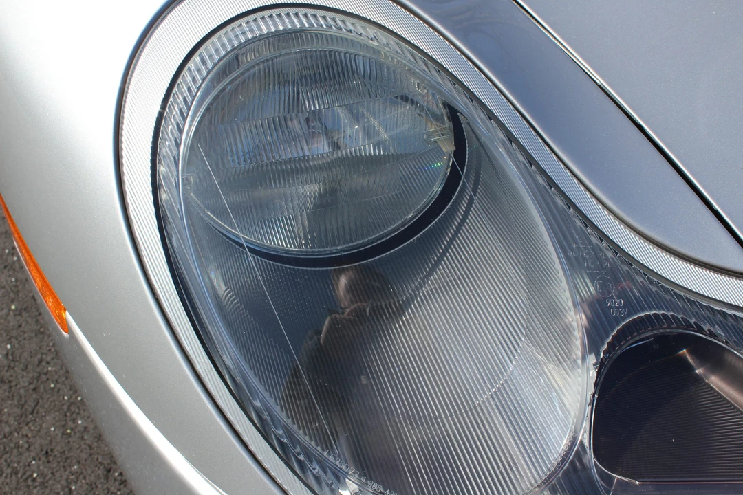 1999 Porsche 986 Boxster - Image 28 of 31
