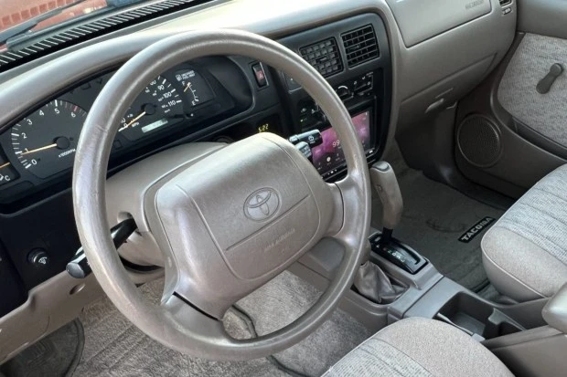 1999 Toyota Tacoma 1st Gen - Image 5 of 8