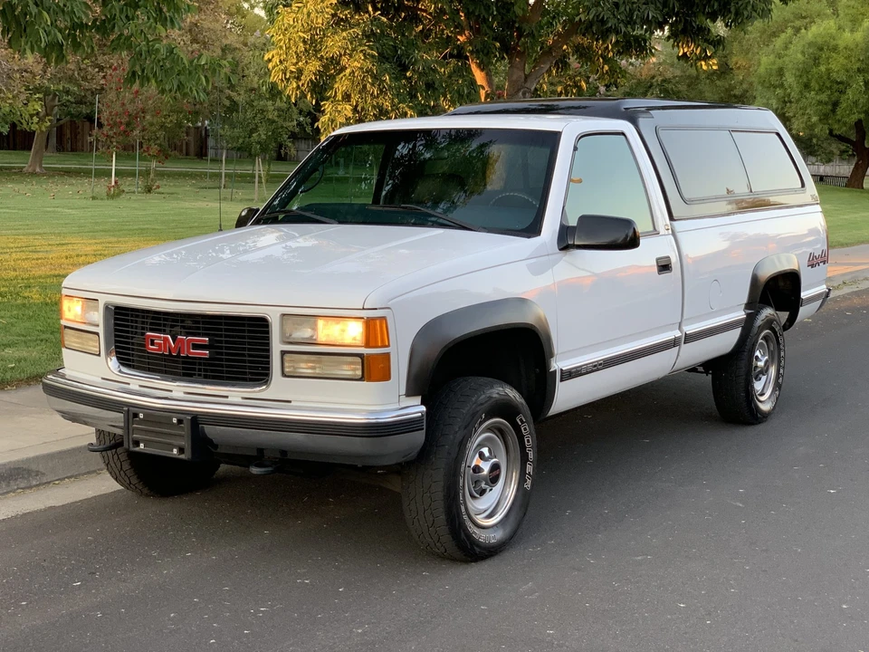 2000 GMC Sierra 1st Gen - Image 7 of 31