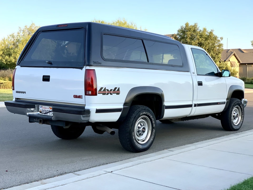 2000 GMC Sierra 1st Gen - Image 17 of 31