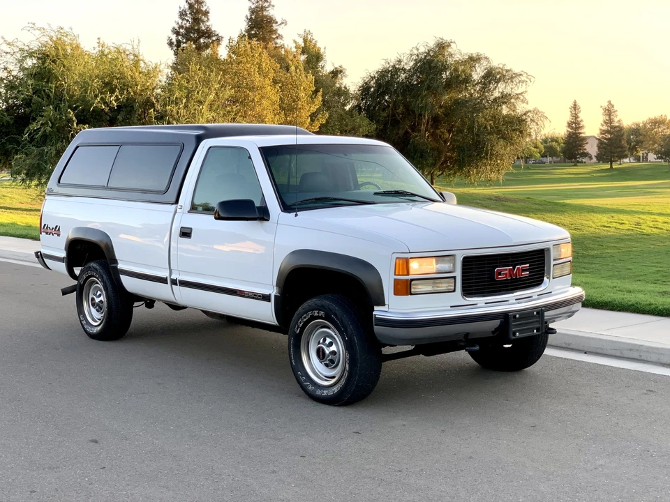 2000 GMC Sierra 1st Gen - Image 14 of 31