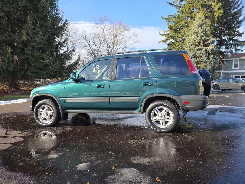 2000 Honda CR-V 1st Gen - Image 12 of 31
