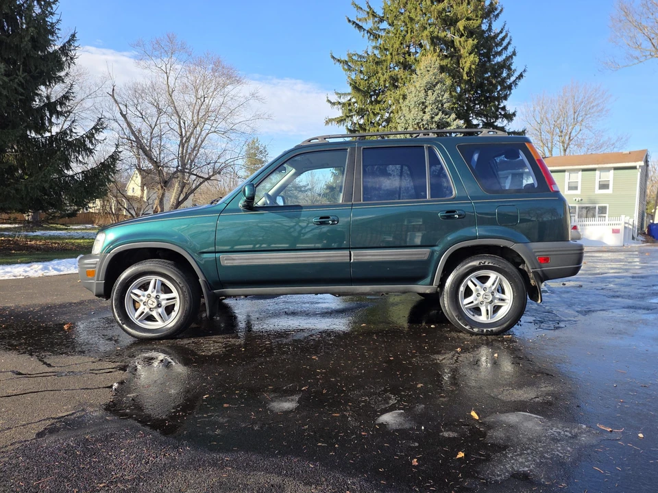 2000 Honda CR-V 1st Gen - Image 11 of 31