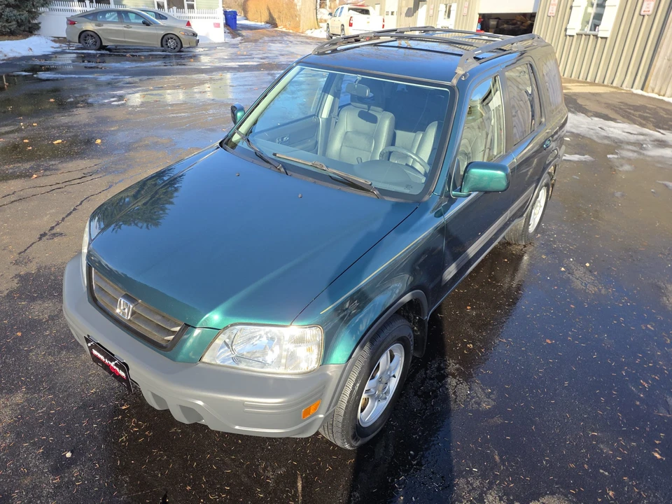 2000 Honda CR-V 1st Gen - Image 3 of 31
