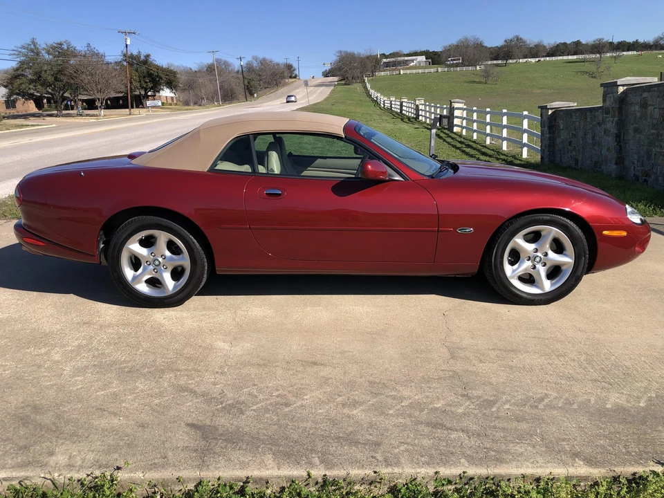 2000 Jaguar X100 XK8 - Image 24 of 31