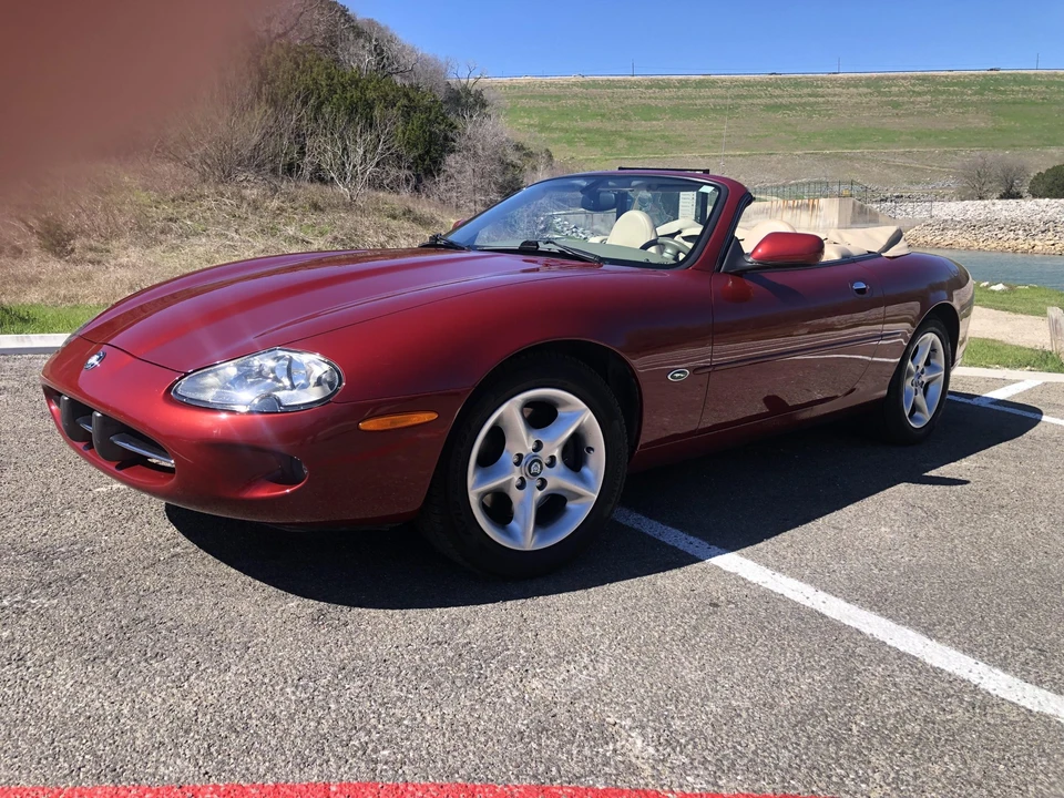 2000 Jaguar X100 XK8 - Image 2 of 31