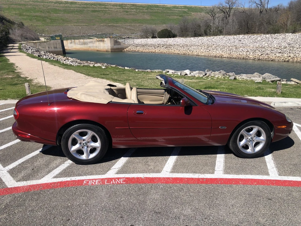 2000 Jaguar X100 XK8 - Image 13 of 31