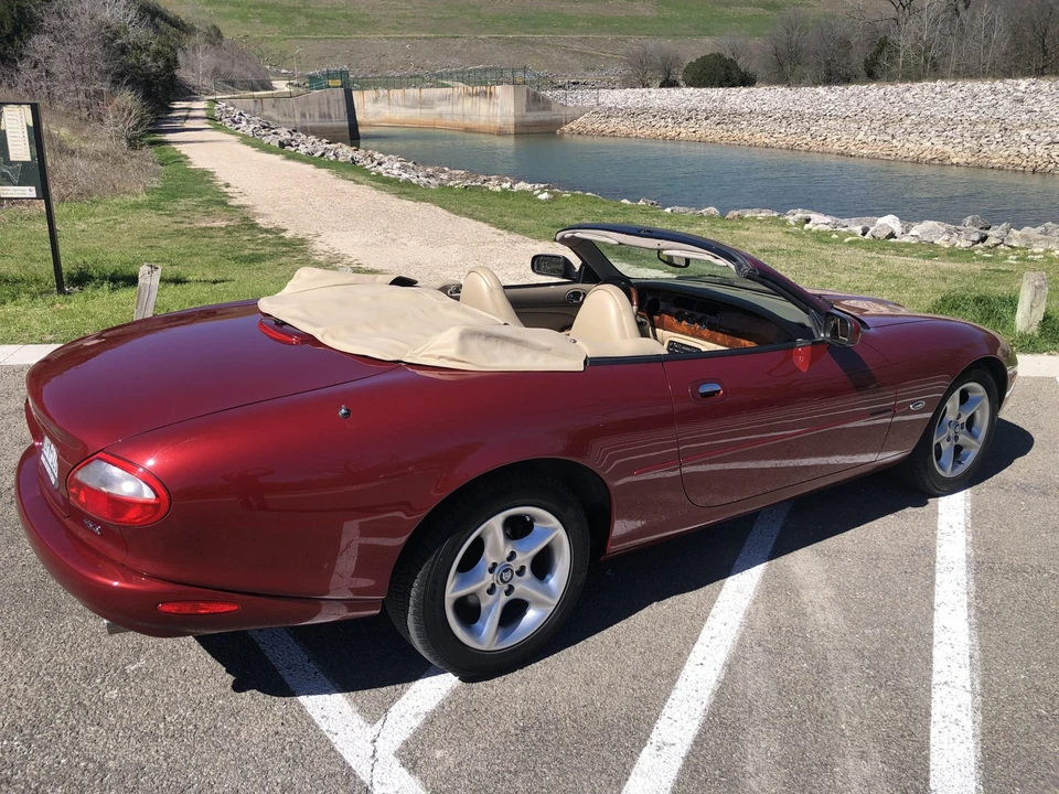 2000 Jaguar X100 XK8 - Image 12 of 31