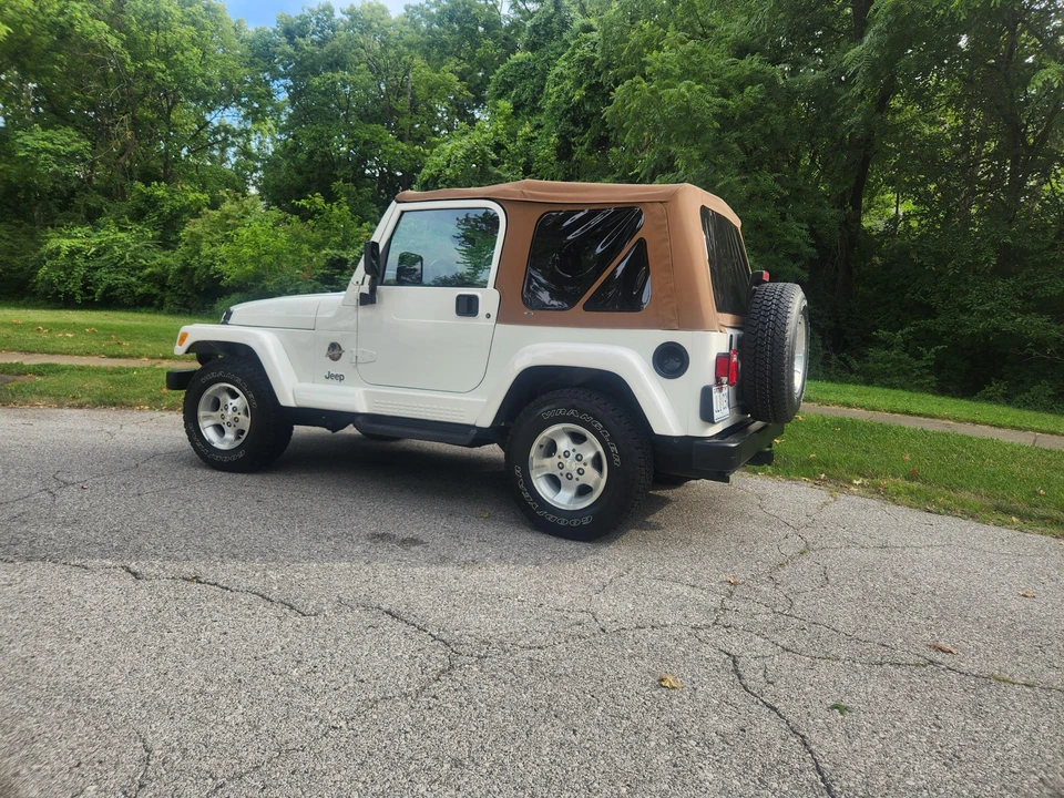 2000 Jeep TJ Wrangler - Image 8 of 31