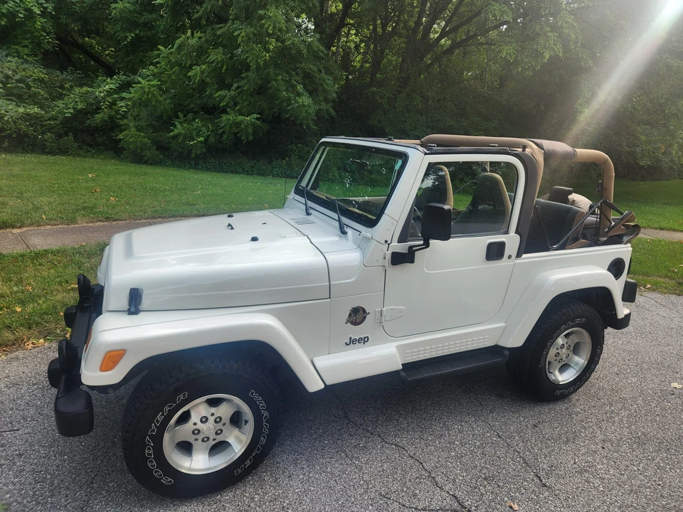 2000 Jeep TJ Wrangler - Image 17 of 31