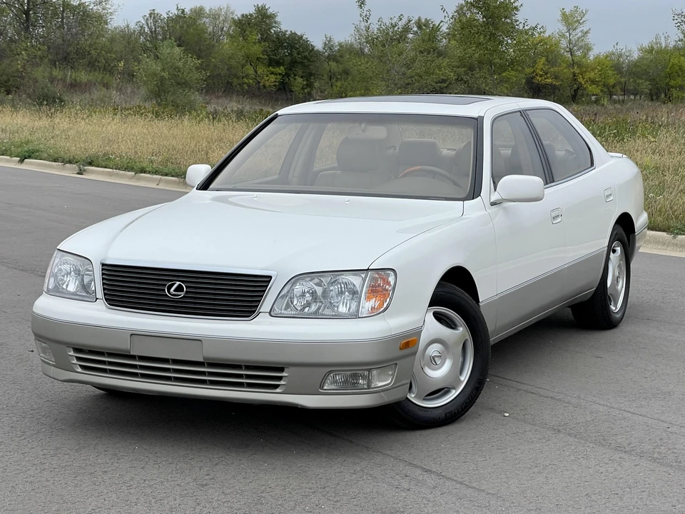2000 Lexus LS 2nd Gen - Image 20 of 31