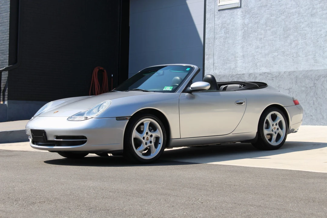 2000 Porsche 996 Carrera - Image 2 of 31