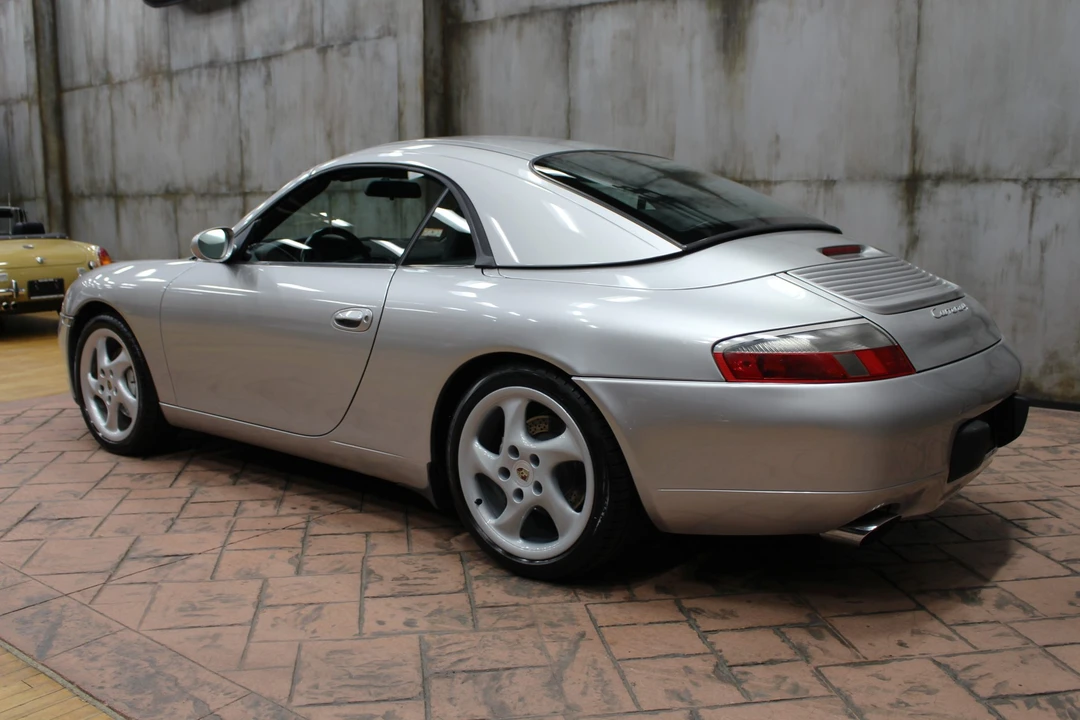 2000 Porsche 996 Carrera - Image 27 of 31