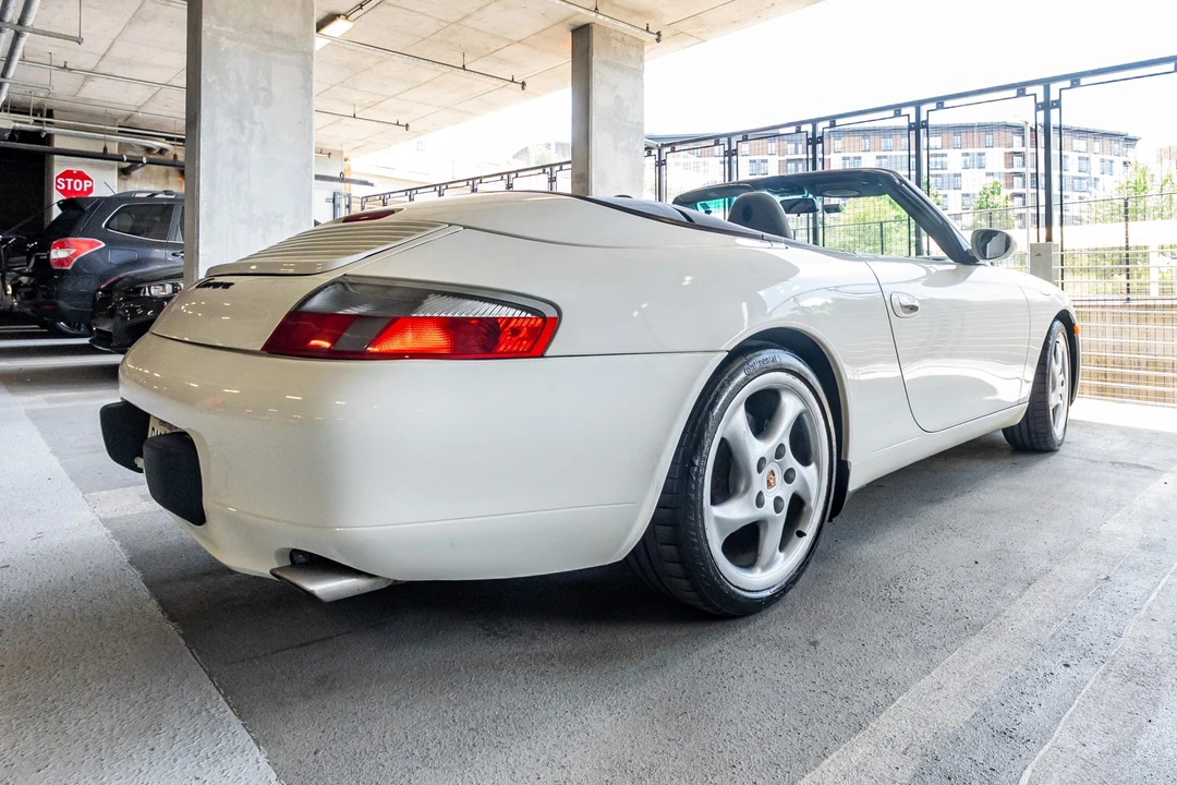 2000 Porsche 996 Carrera - Image 8 of 31
