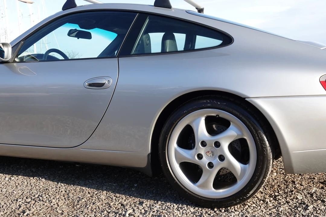 2000 Porsche 996 Carrera - Image 27 of 31