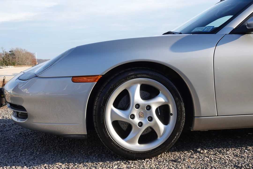 2000 Porsche 996 Carrera - Image 25 of 31