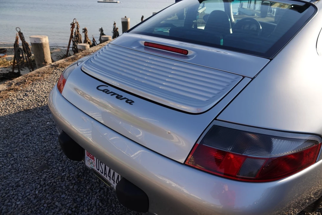 2000 Porsche 996 Carrera - Image 30 of 31