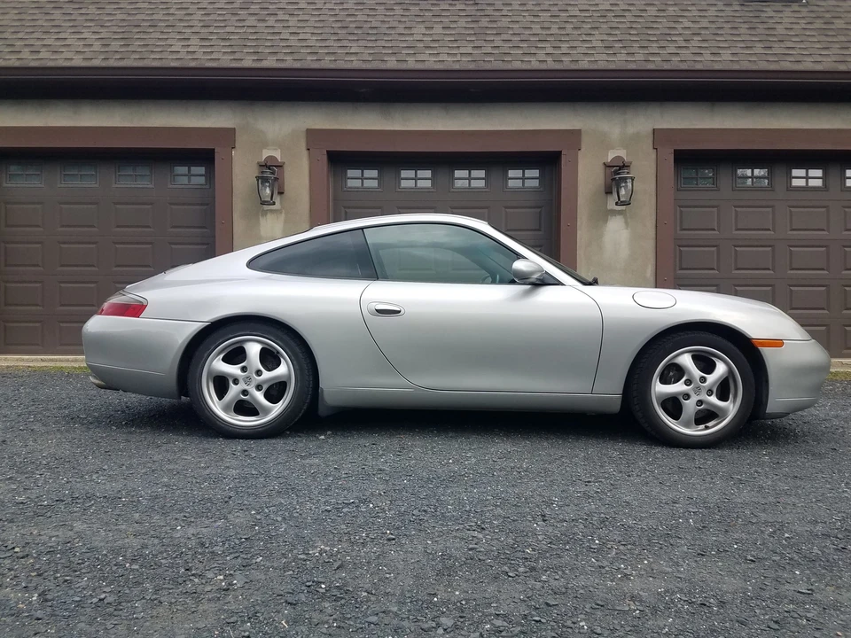 2000 Porsche 996 Carrera - Image 30 of 31