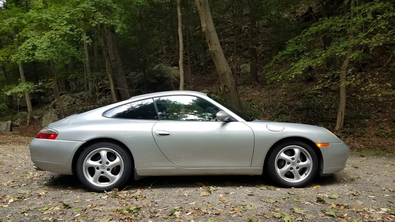 2000 Porsche 996 Carrera - Image 8 of 31