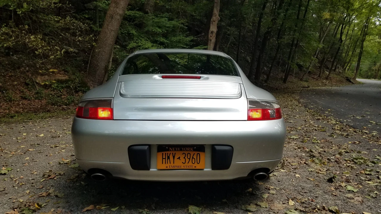 2000 Porsche 996 Carrera - Image 11 of 31