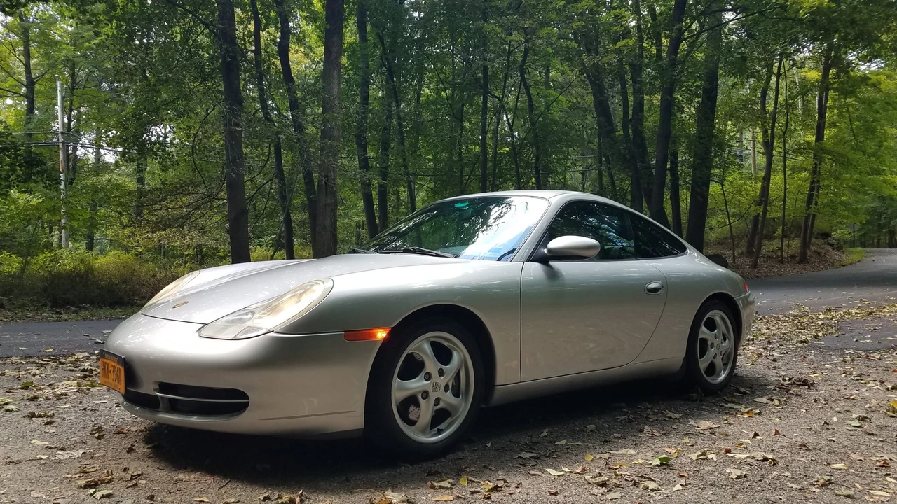 2000 Porsche 996 Carrera - Image 2 of 31