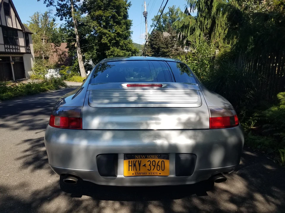 2000 Porsche 996 Carrera - Image 28 of 31