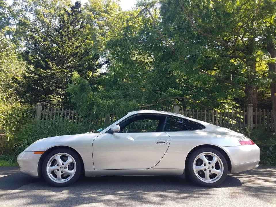 2000 Porsche 996 Carrera - Image 27 of 31