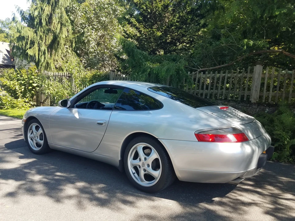 2000 Porsche 996 Carrera - Image 24 of 31