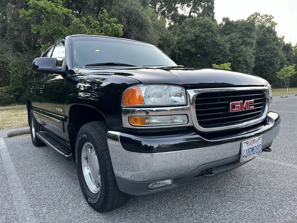 2001 GMC Yukon 2nd Gen - Image 19 of 31