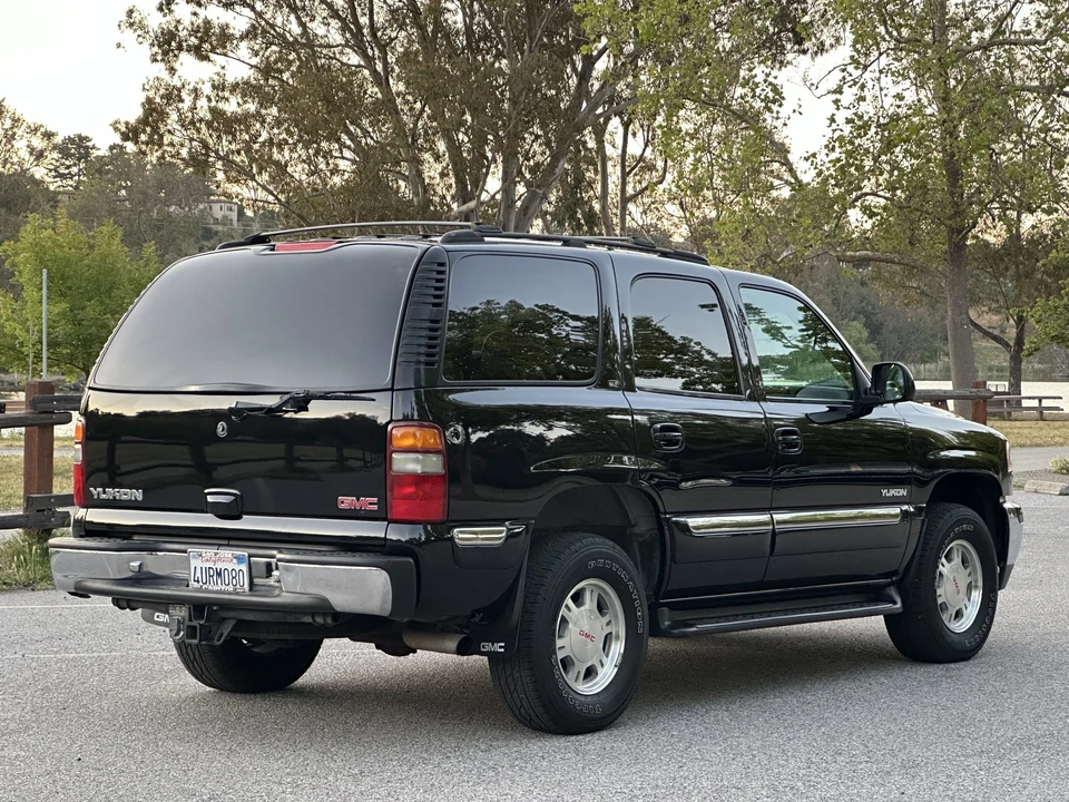 2001 GMC Yukon 2nd Gen - Image 8 of 31