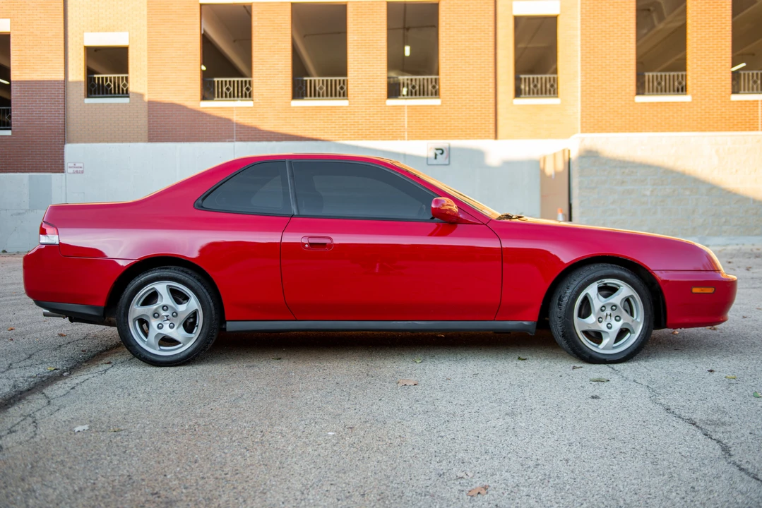 2001 Honda Prelude 5th Gen - Image 11 of 31