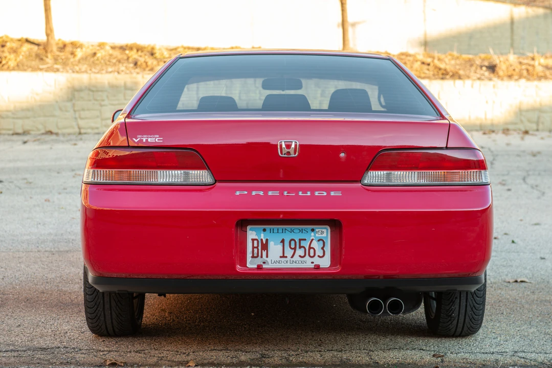 2001 Honda Prelude 5th Gen - Image 13 of 31