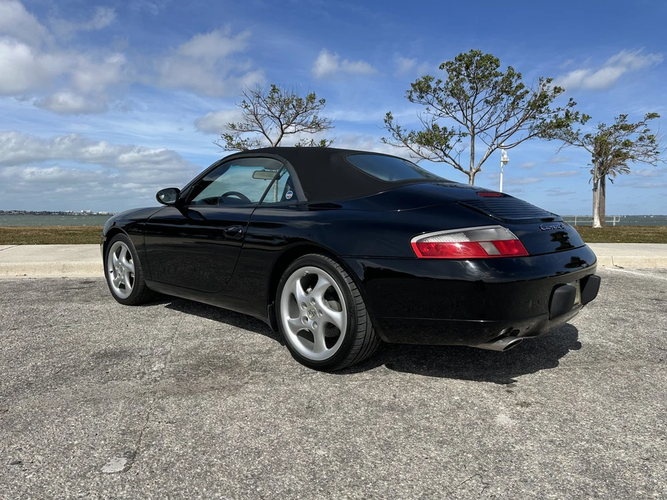2001 Porsche 996 Carrera 4 - Image 30 of 31