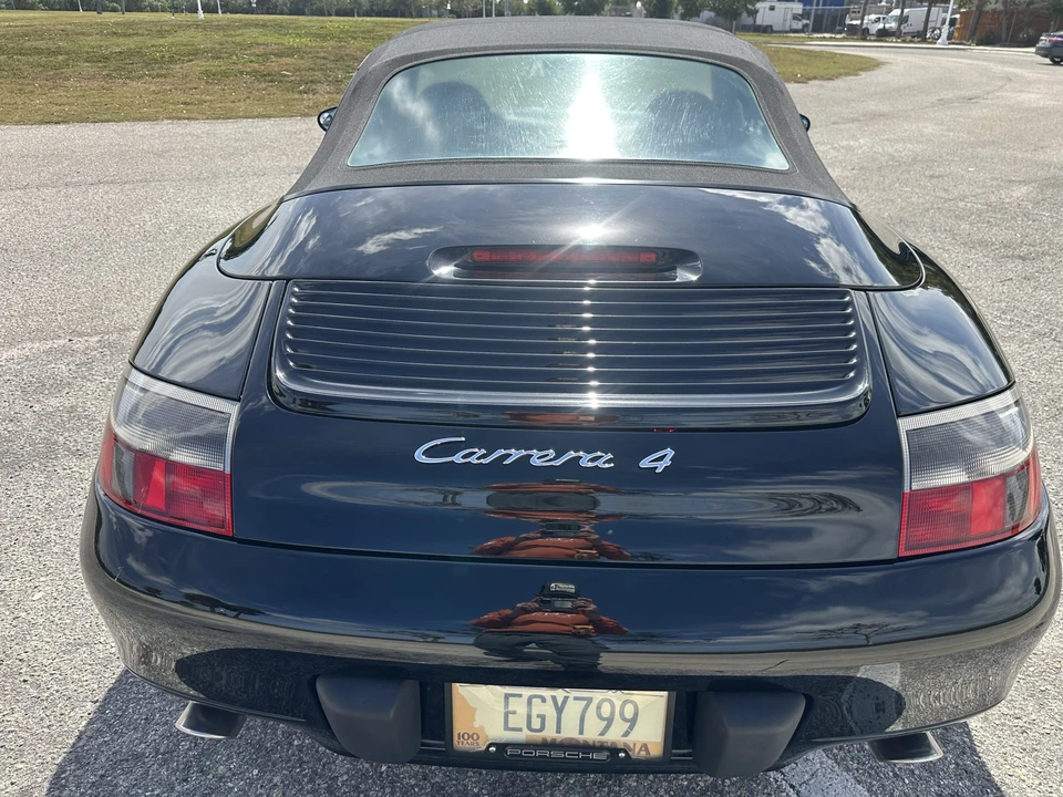 2001 Porsche 996 Carrera 4 - Image 28 of 31