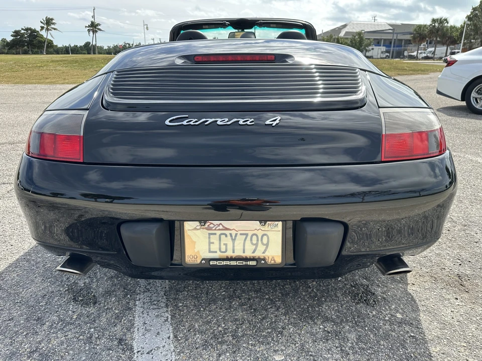2001 Porsche 996 Carrera 4 - Image 7 of 31