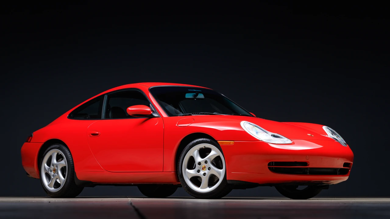 2001 Porsche 996 Carrera - Image 11 of 31