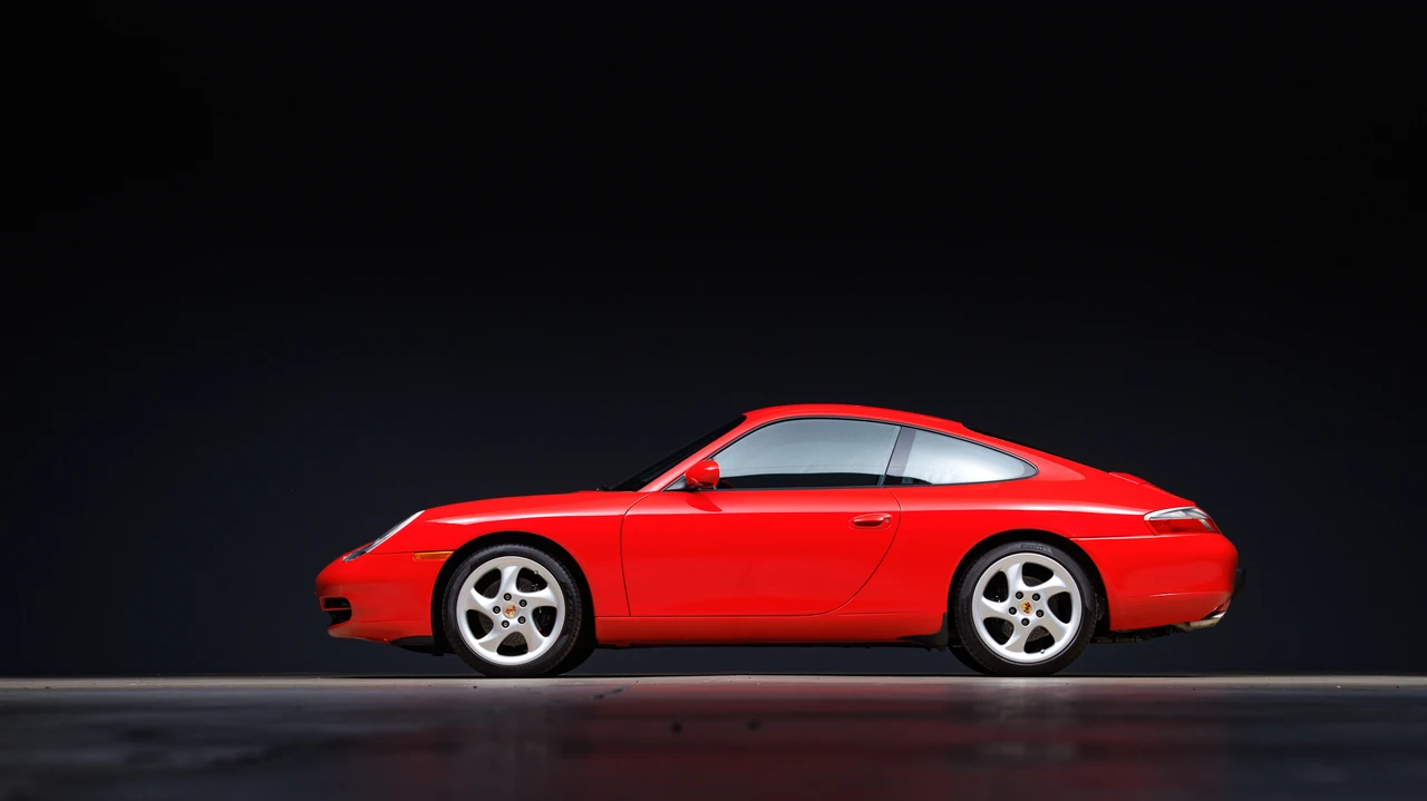 2001 Porsche 996 Carrera - Image 25 of 31