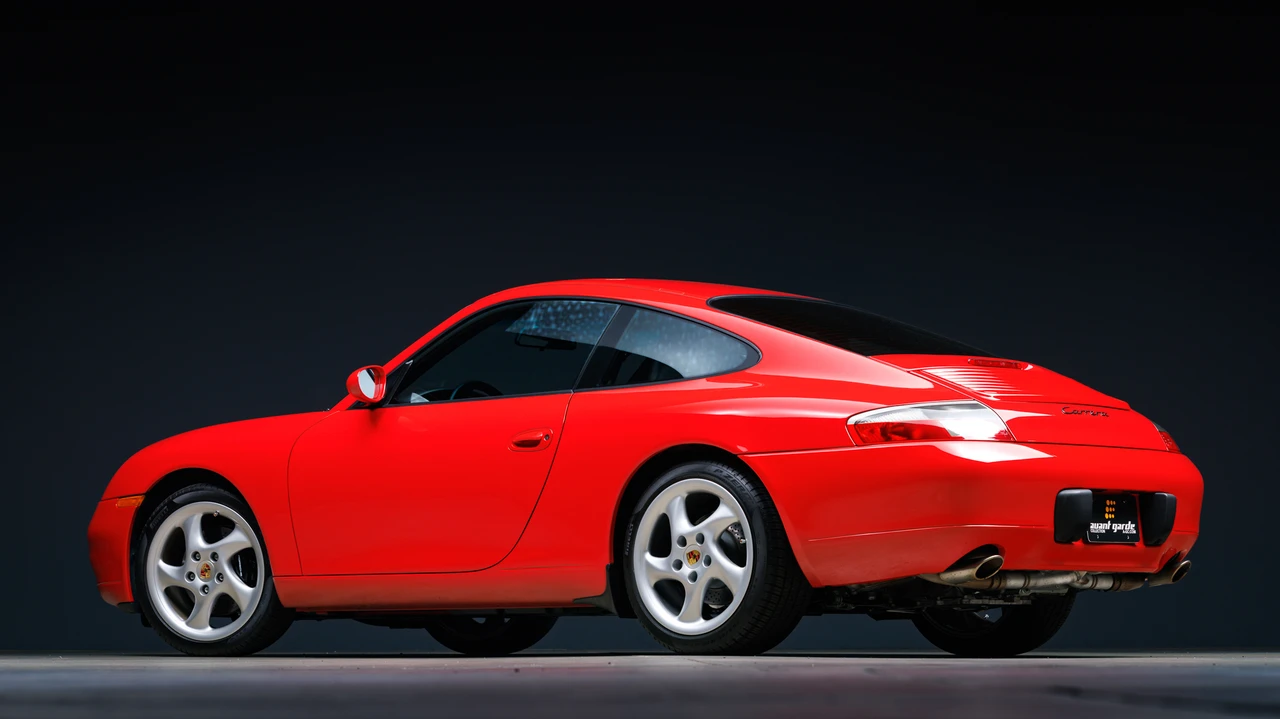 2001 Porsche 996 Carrera - Image 24 of 31