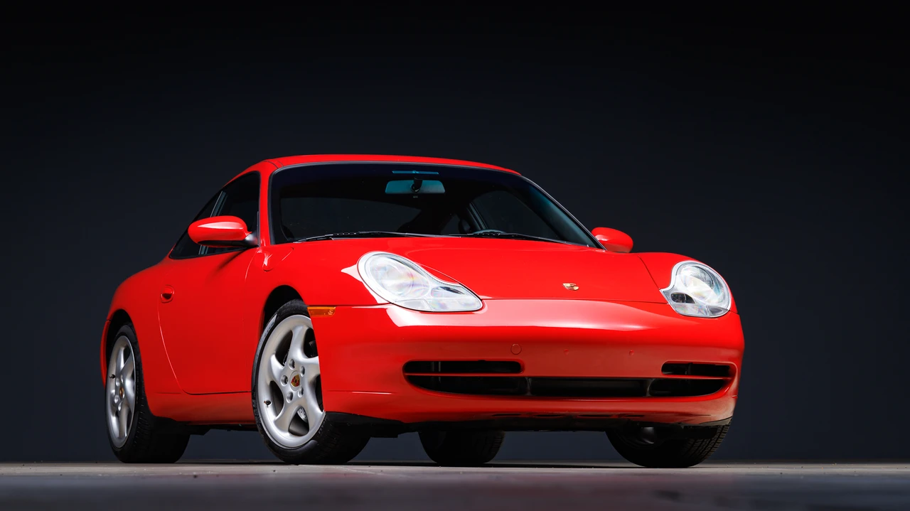 2001 Porsche 996 Carrera - Image 9 of 31