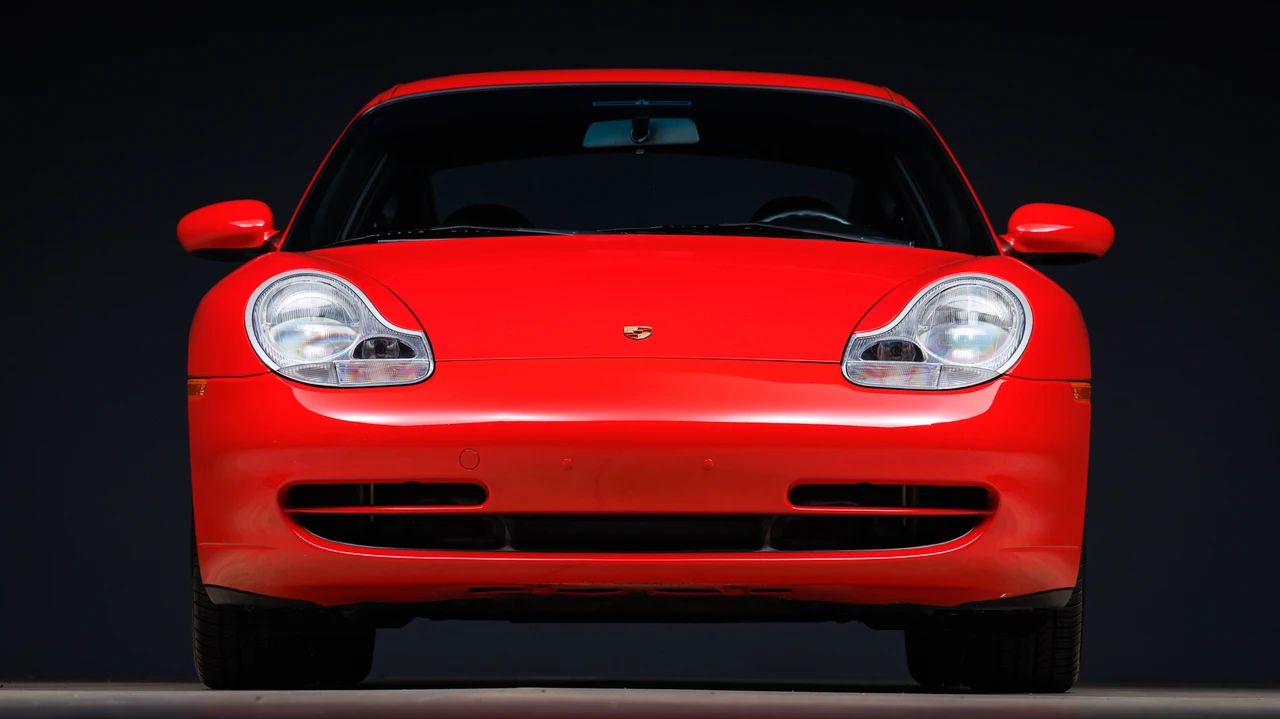 2001 Porsche 996 Carrera - Image 7 of 31