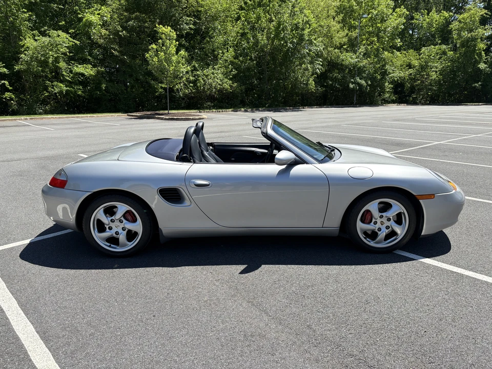 2001 Porsche 986 Boxster S - Image 12 of 31