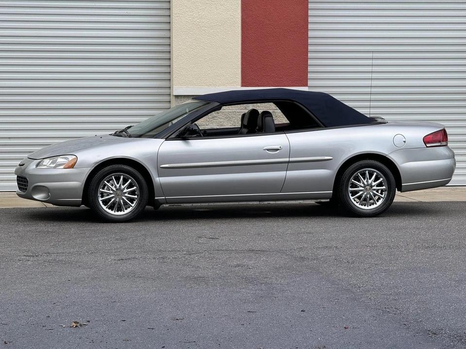 2002 Chrysler Sebring - Image 18 of 31