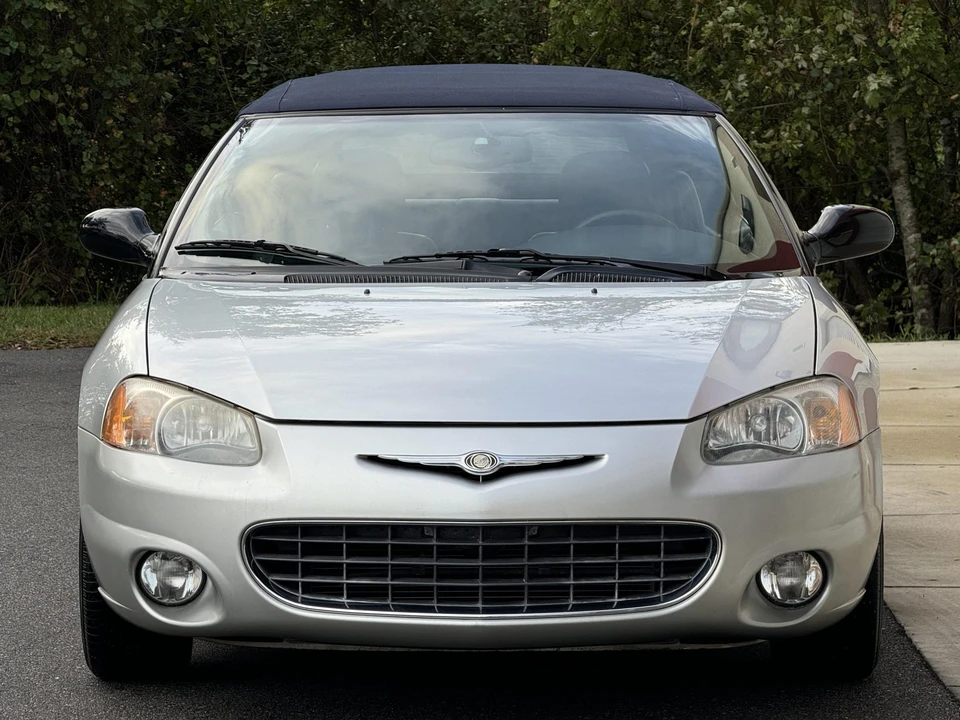 2002 Chrysler Sebring - Image 5 of 31